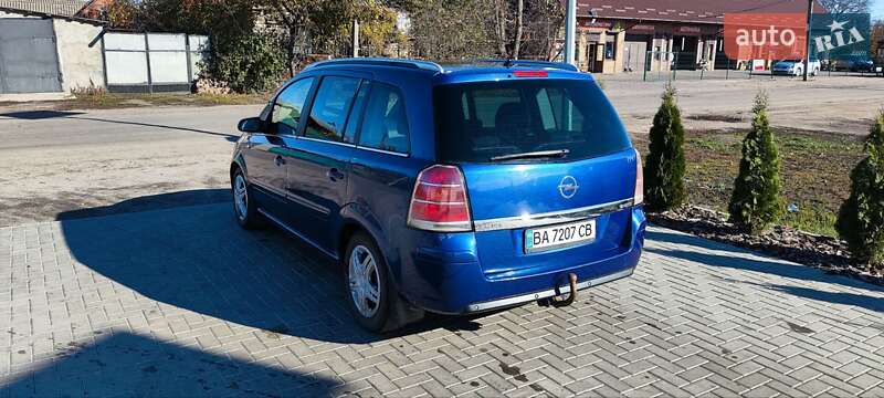 Минивэн Opel Zafira 2005 в Новоукраинке фото 45 Минивэн Opel Zafira 2005 в Новоукраинке