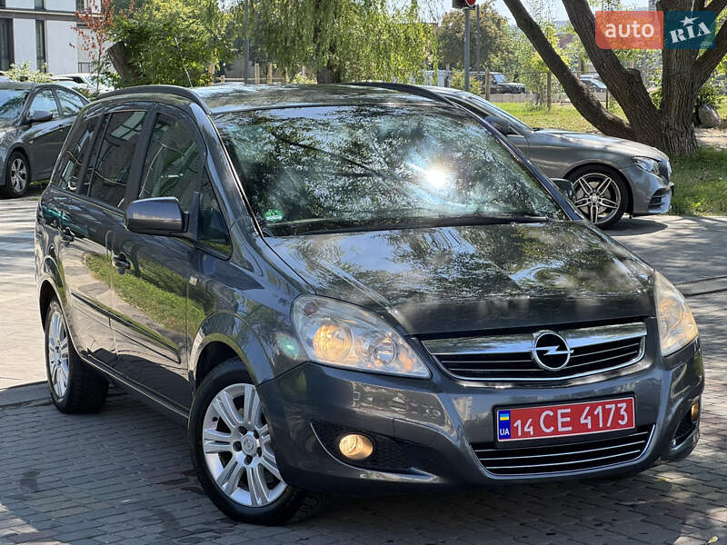 Минивэн Opel Zafira 2012 в Львове фото 10 Минивэн Opel Zafira 2012 в Львове