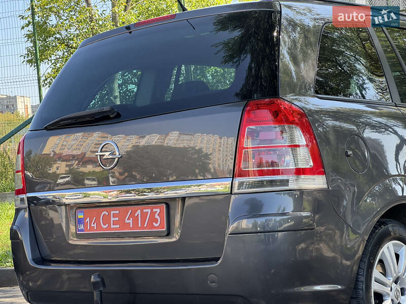 Минивэн Opel Zafira 2012 в Львове фото 28 Минивэн Opel Zafira 2012 в Львове