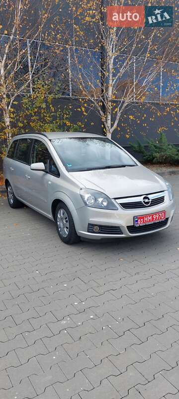 Минивэн Opel Zafira 2007 в Белой Церкви