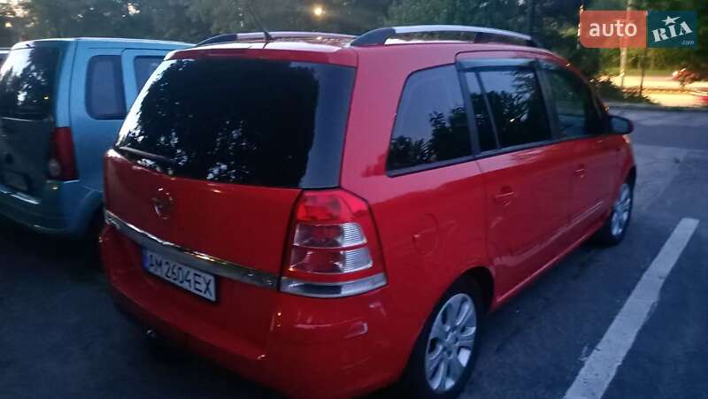 Минивэн Opel Zafira 2008 в Житомире