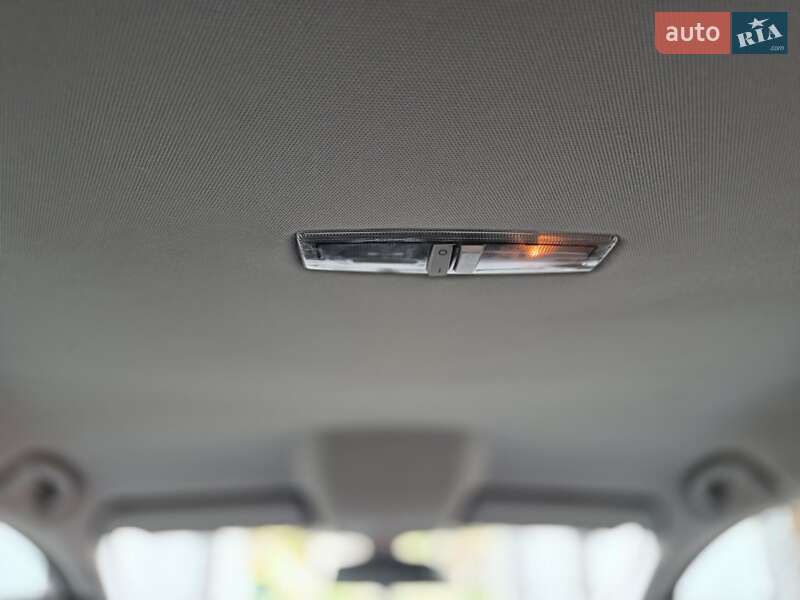 Минивэн Opel Zafira 2010 в Хороле фото 25 Минивэн Opel Zafira 2010 в Хороле