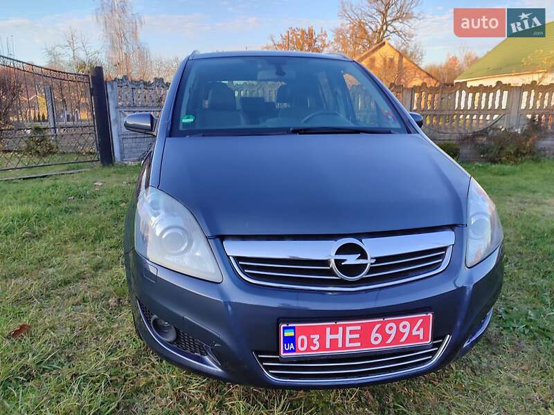 Минивэн Opel Zafira 2009 в Клевани фото 23 Минивэн Opel Zafira 2009 в Клевани