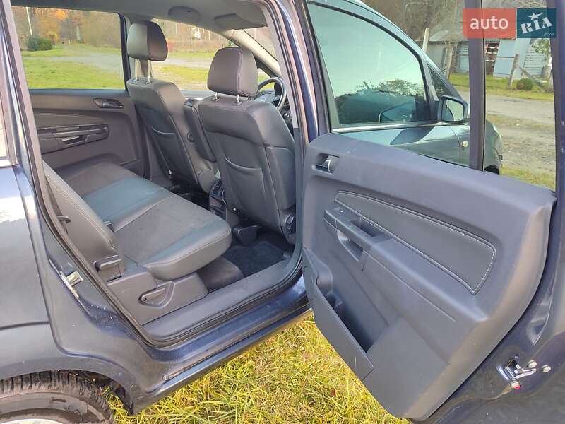 Минивэн Opel Zafira 2009 в Клевани фото 36 Минивэн Opel Zafira 2009 в Клевани