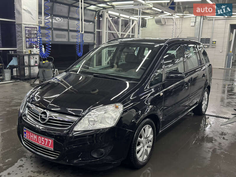 Минивэн Opel Zafira 2009 в Луцке фото 3 Минивэн Opel Zafira 2009 в Луцке