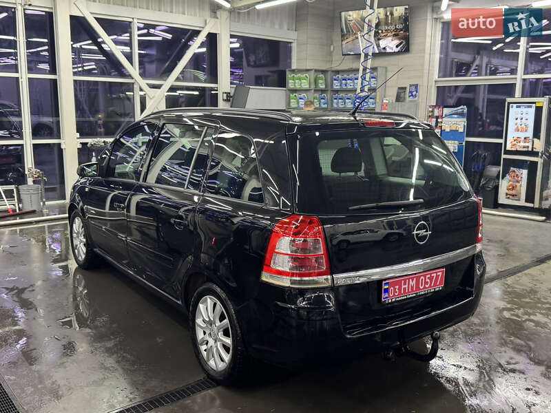 Минивэн Opel Zafira 2009 в Луцке фото 4 Минивэн Opel Zafira 2009 в Луцке