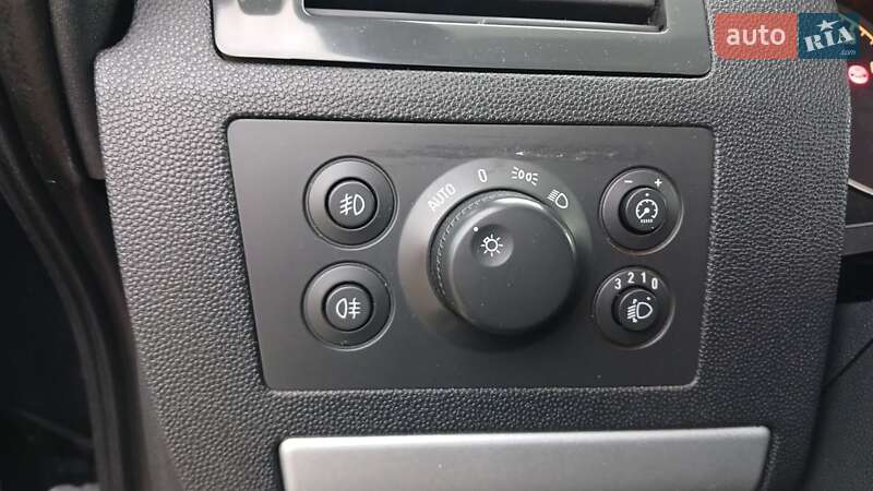 Минивэн Opel Zafira 2010 в Краматорске