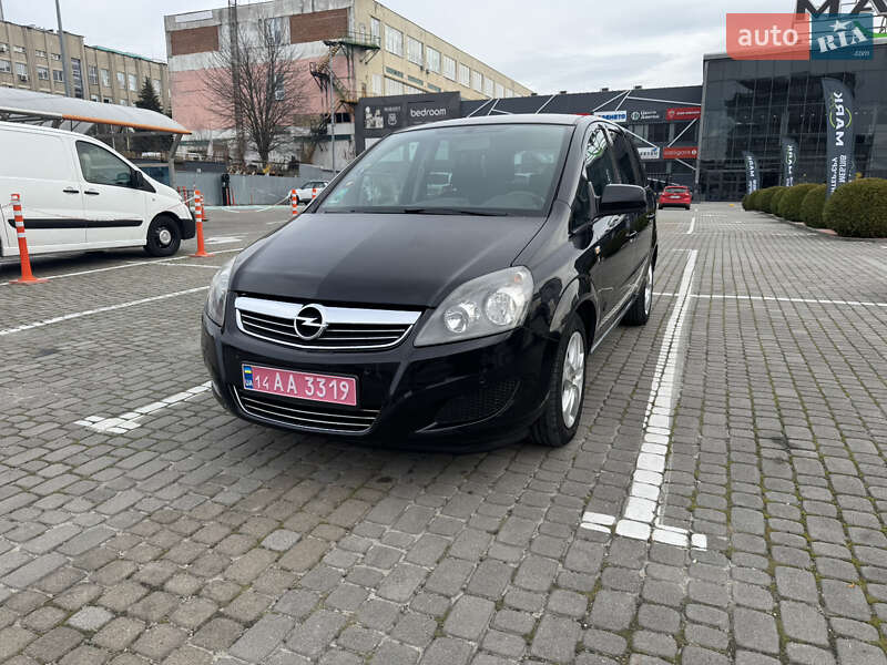 Opel Zafira 2010 Opel Zafira 2010