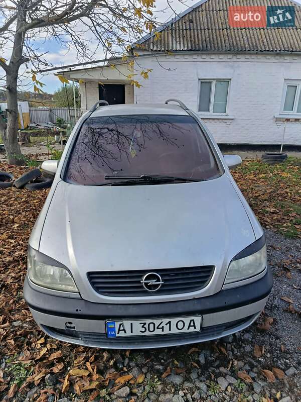 Opel Zafira 2000