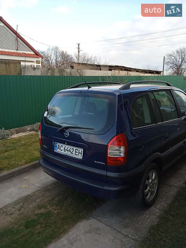 Минивэн Opel Zafira 2005 в Владимире