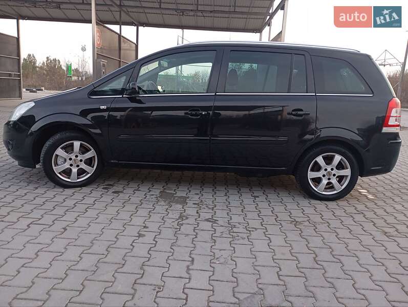 Мінівен Opel Zafira 2008 в Кам'янець-Подільському