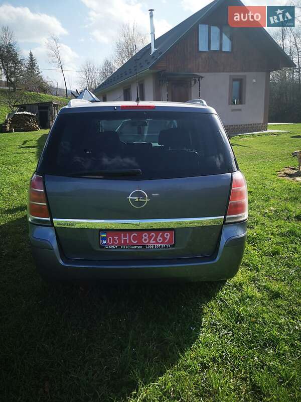 Мінівен Opel Zafira 2006 в Коломиї