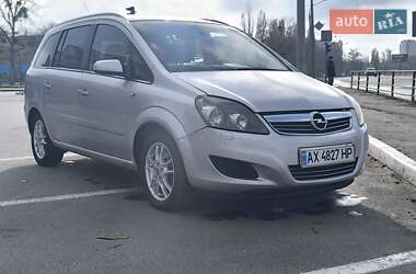 Минивэн Opel Zafira 2008 в Харькове