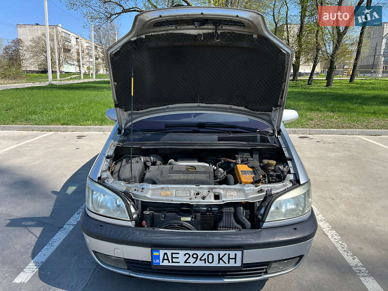 Минивэн Opel Zafira 2001 в Синельниково фото 10 Минивэн Opel Zafira 2001 в Синельниково