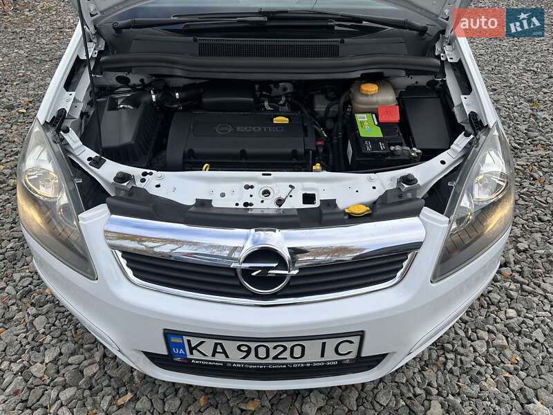 Мінівен Opel Zafira 2006 в Смілі