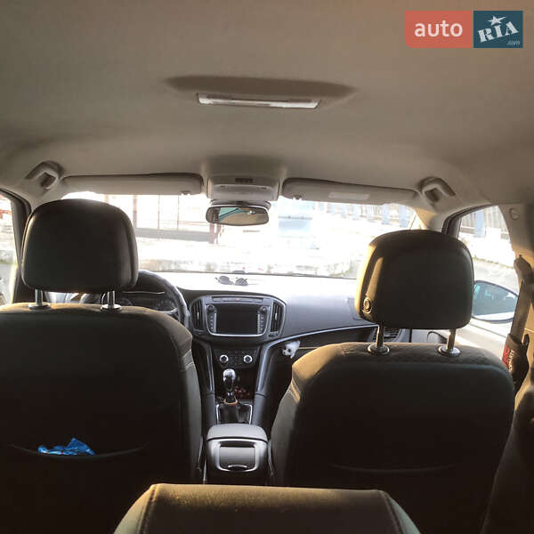 Минивэн Opel Zafira 2017 в Киеве