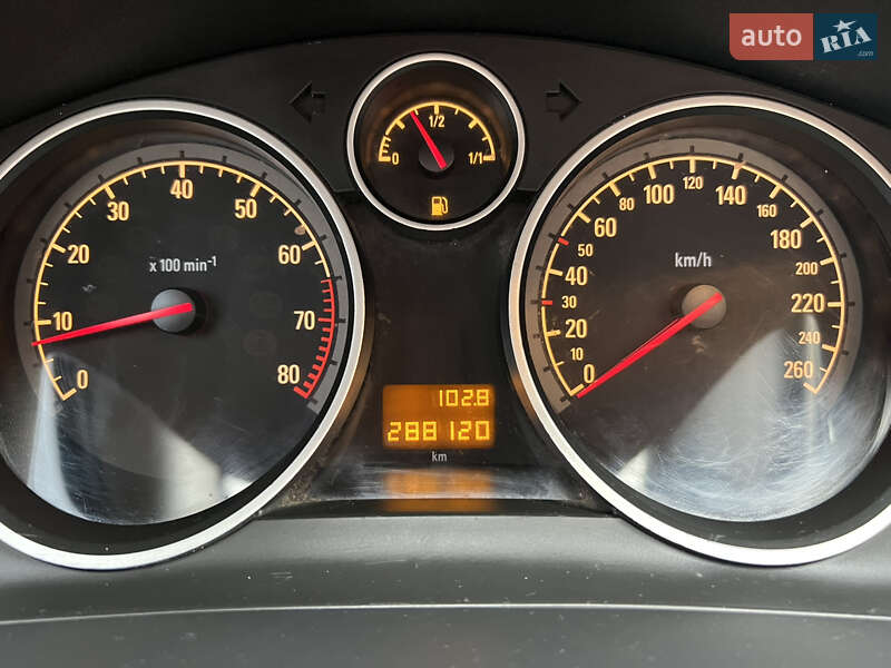 Минивэн Opel Zafira 2006 в Луцке фото 34 Минивэн Opel Zafira 2006 в Луцке