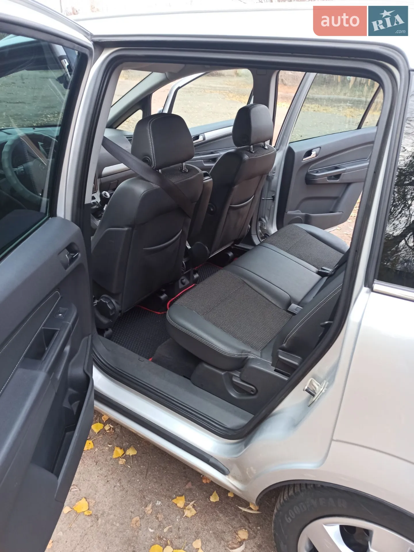 2011 Opel Zafira - мініатюра 17