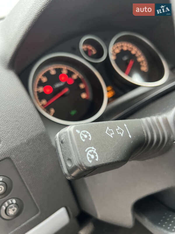 Минивэн Opel Zafira 2007 в Виннице