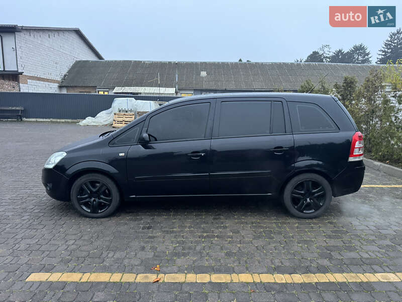 Минивэн Opel Zafira 2008 в Софиевской Борщаговке фото 4 Минивэн Opel Zafira 2008 в Софиевской Борщаговке