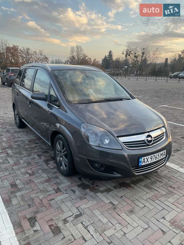 Opel Zafira 2009 Opel Zafira 2009