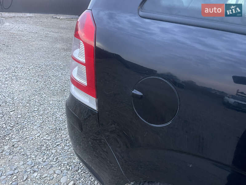 Минивэн Opel Zafira 2008 в Калуше