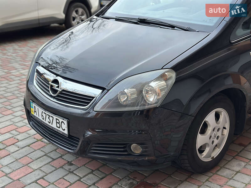 Минивэн Opel Zafira 2007 в Белой Церкви