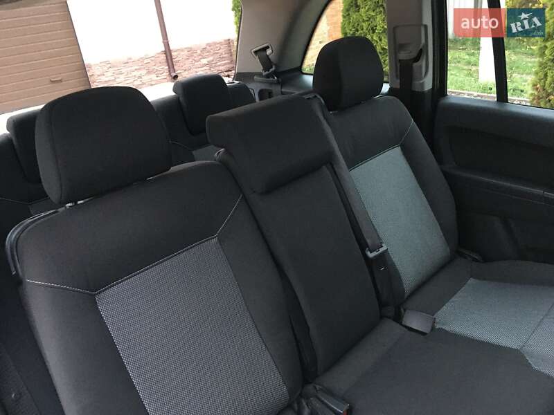 Минивэн Opel Zafira 2009 в Харькове