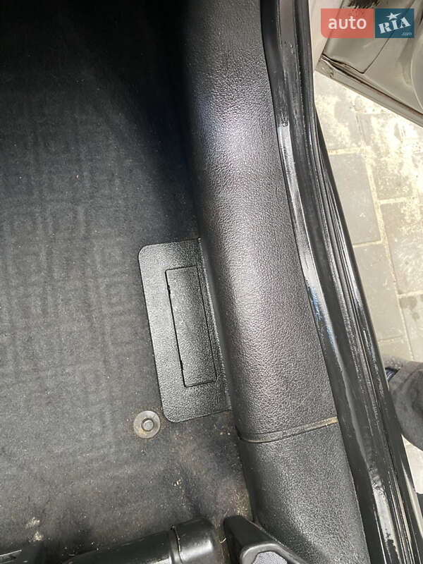 Минивэн Opel Zafira 2005 в Кривом Роге