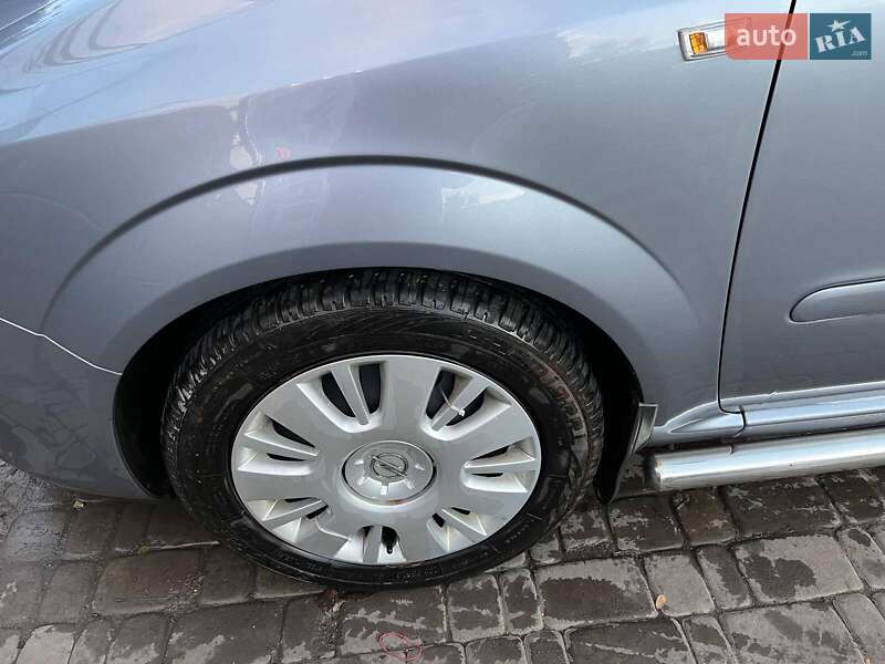 Мінівен Opel Zafira 2008 в Кривому Розі фото 7 Мінівен Opel Zafira 2008 в Кривому Розі