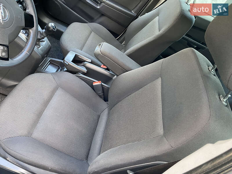 Минивэн Opel Zafira 2013 в Любомле фото 22 Минивэн Opel Zafira 2013 в Любомле