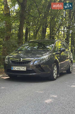 Микровэн Opel Zafira 2015 в Львове