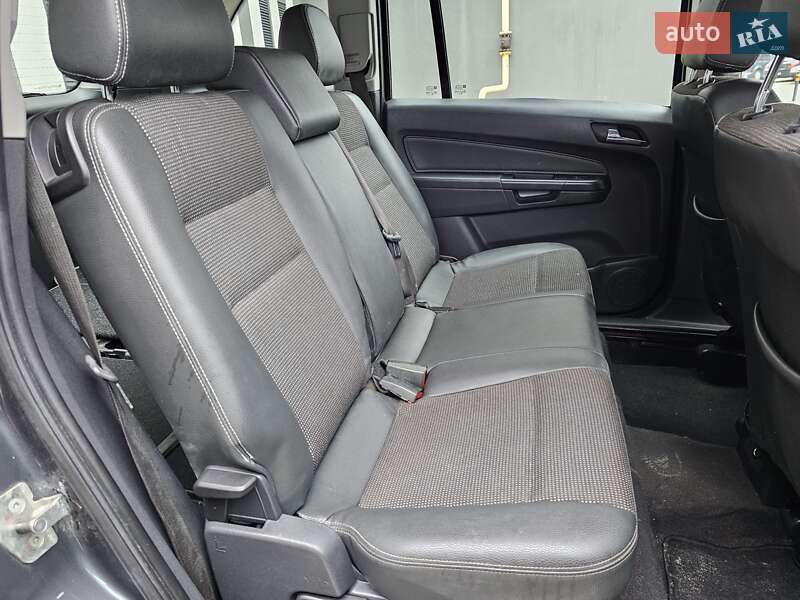 Минивэн Opel Zafira 2009 в Львове