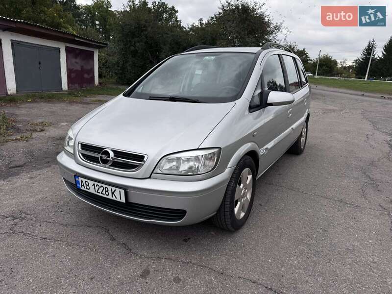 Минивэн Opel Zafira 2004 в Жмеринке