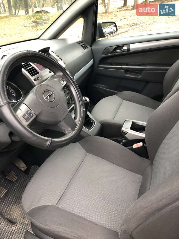 Минивэн Opel Zafira 2006 в Львове фото 3 Минивэн Opel Zafira 2006 в Львове