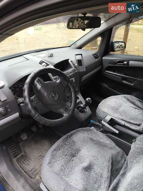 Минивэн Opel Zafira 2007 в Баштанке фото 3 Минивэн Opel Zafira 2007 в Баштанке