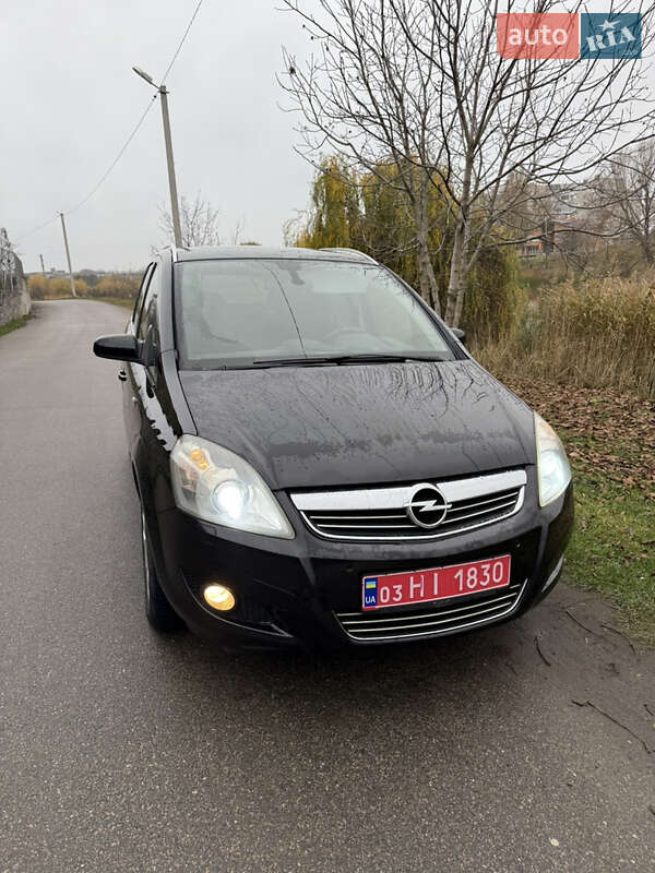 Мінівен Opel Zafira 2008 в Білій Церкві