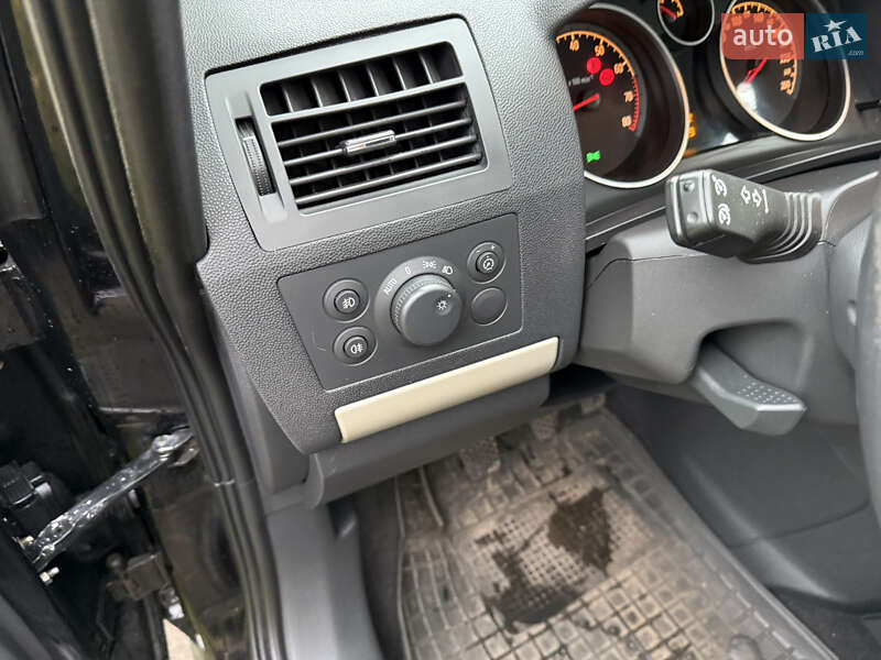 Мінівен Opel Zafira 2008 в Білій Церкві