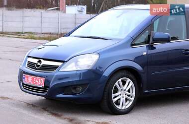 Минивэн Opel Zafira 2012 в Виннице