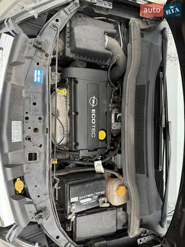 Минивэн Opel Zafira 2007 в Луцке