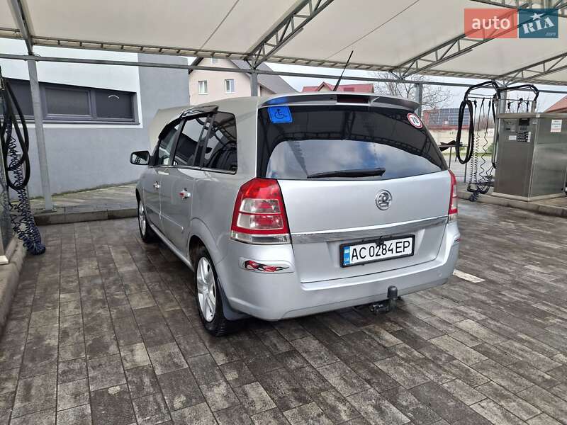 Мінівен Opel Zafira 2010 в Луцьку фото 11 Мінівен Opel Zafira 2010 в Луцьку