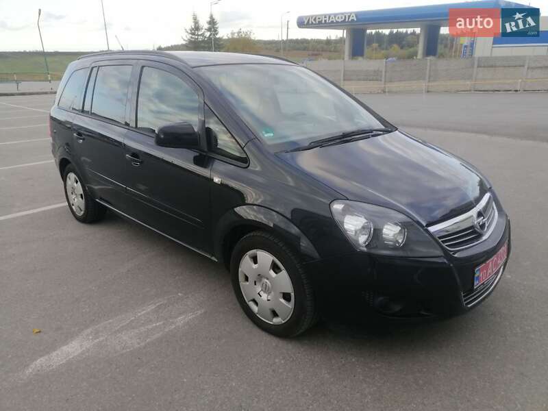Мінівен Opel Zafira 2013 в Кропивницькому