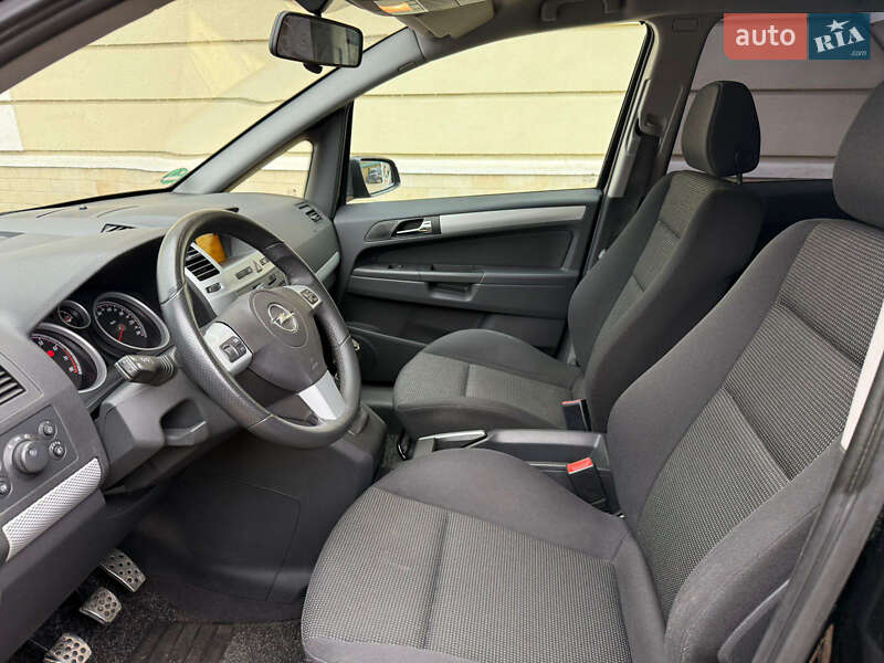 Минивэн Opel Zafira 2007 в Могилев-Подольске фото 12 Минивэн Opel Zafira 2007 в Могилев-Подольске