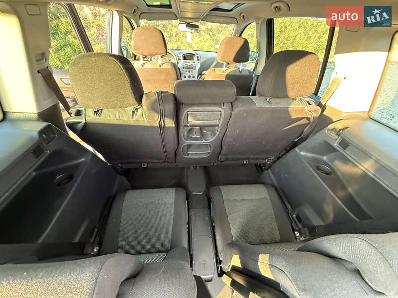 Мінівен Opel Zafira 2011 в Стрию