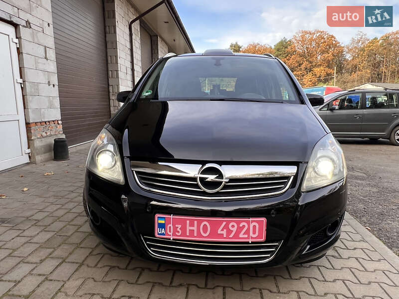 Мінівен Opel Zafira 2008 в Луцьку