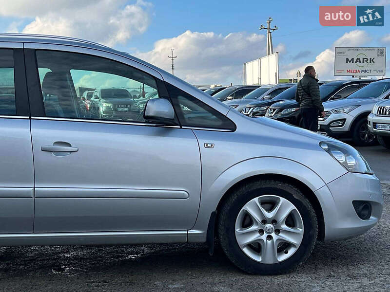 Минивэн Opel Zafira 2012 в Львове фото 11 Минивэн Opel Zafira 2012 в Львове