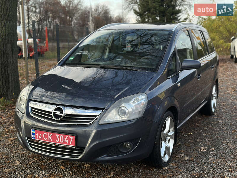 Минивэн Opel Zafira 2008 в Виннице