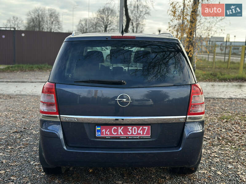 Минивэн Opel Zafira 2008 в Виннице