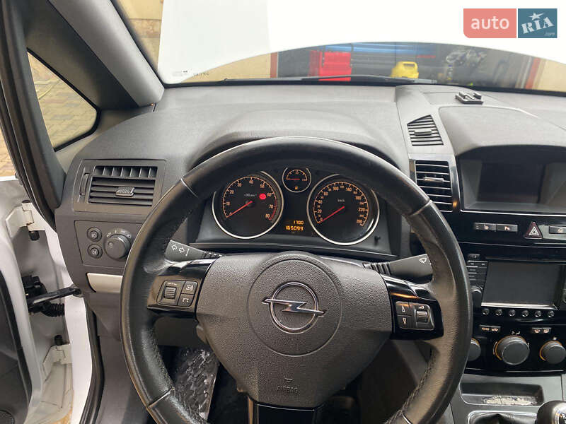 Мінівен Opel Zafira 2012 в Ковелі