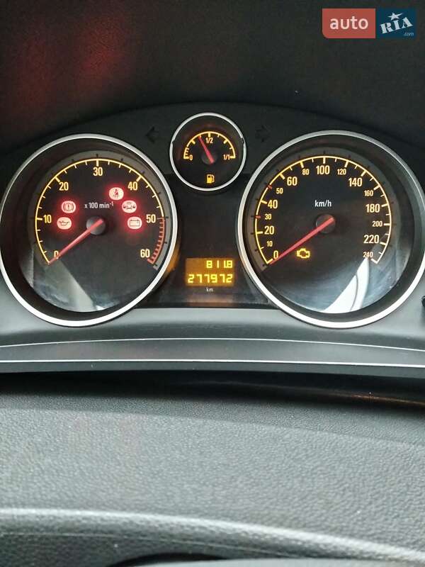 Мінівен Opel Zafira 2011 в Фастові